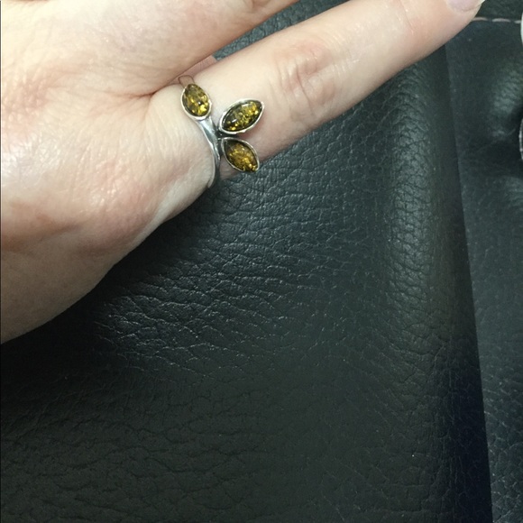 🍃Natural Yellow Amber SS Ring🍃 - Picture 2 of 7